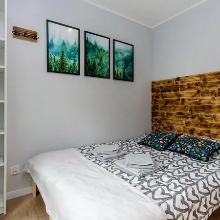 Stunning In With Jacuzzi Holiday home Poleczyno